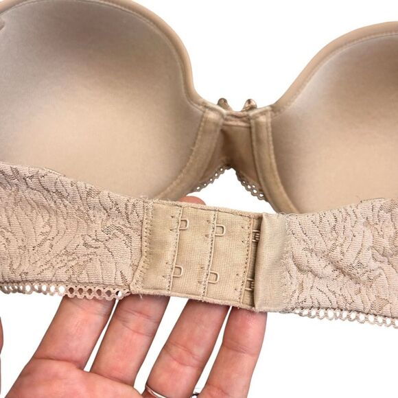 B. Tempt’d by Wacoal Modern Method Strapless Bra beige size 32C - Picture 4 of 7